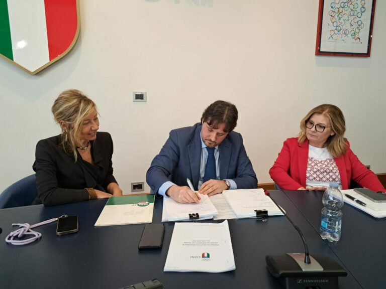 CONI. Rinnovo CCNL 2025-2027: siglata l’intesa. Più diritti, flessibilità e aumenti salariali