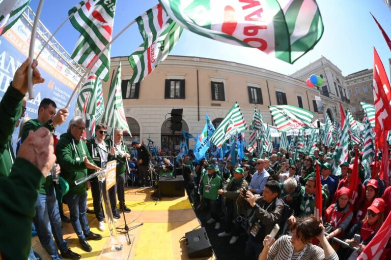 Sanità Privata e RSA. Fp Cgil, Cisl Fp e Uil Fpl: “Straordinaria partecipazione in Piazza Santi Apos